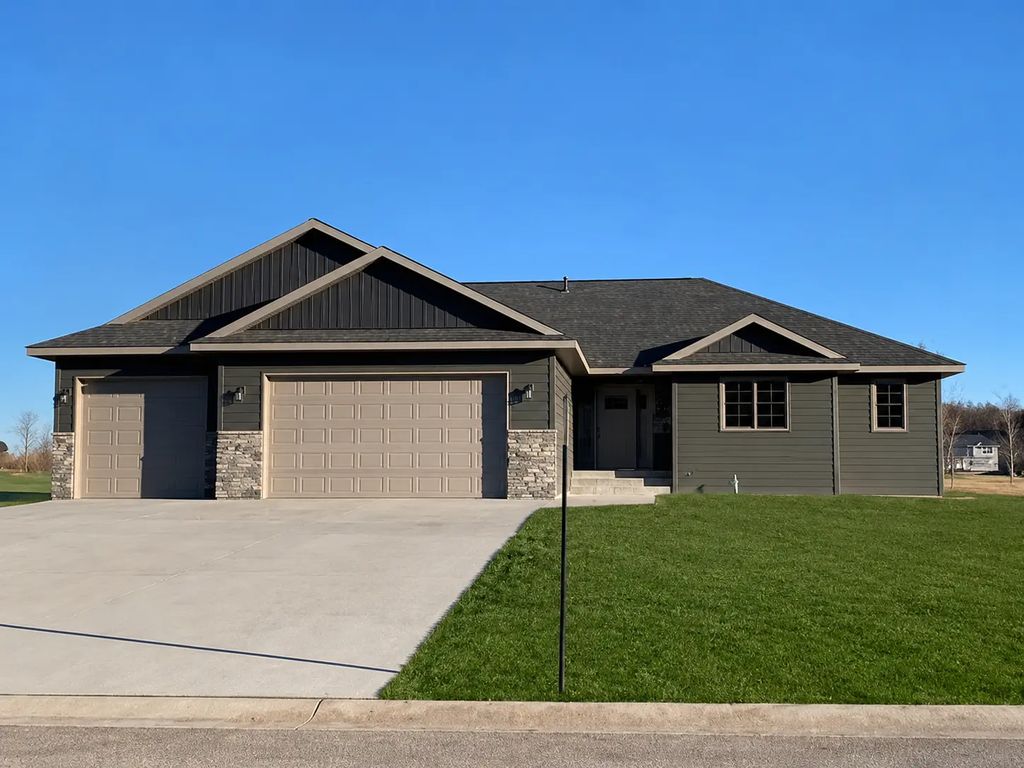 4857 Chainview Drive Nw, Alexandria