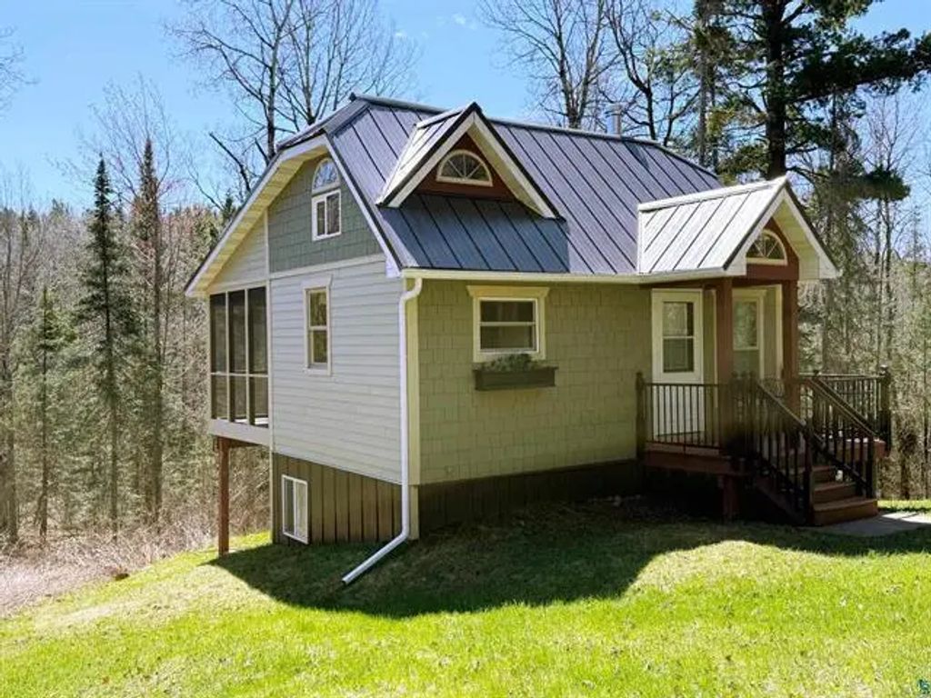 77410 Kaukamo Road, Iron River