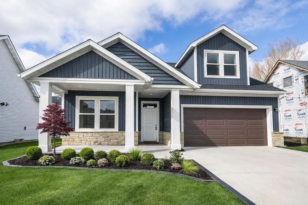 6444 Sun Valley Boulevard, Horace