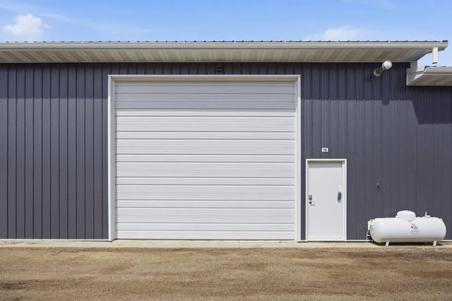 48714 County Hwy 17 10, Vergas