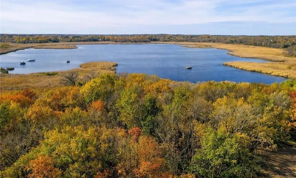 6167 Lake Drive, Prior Lake