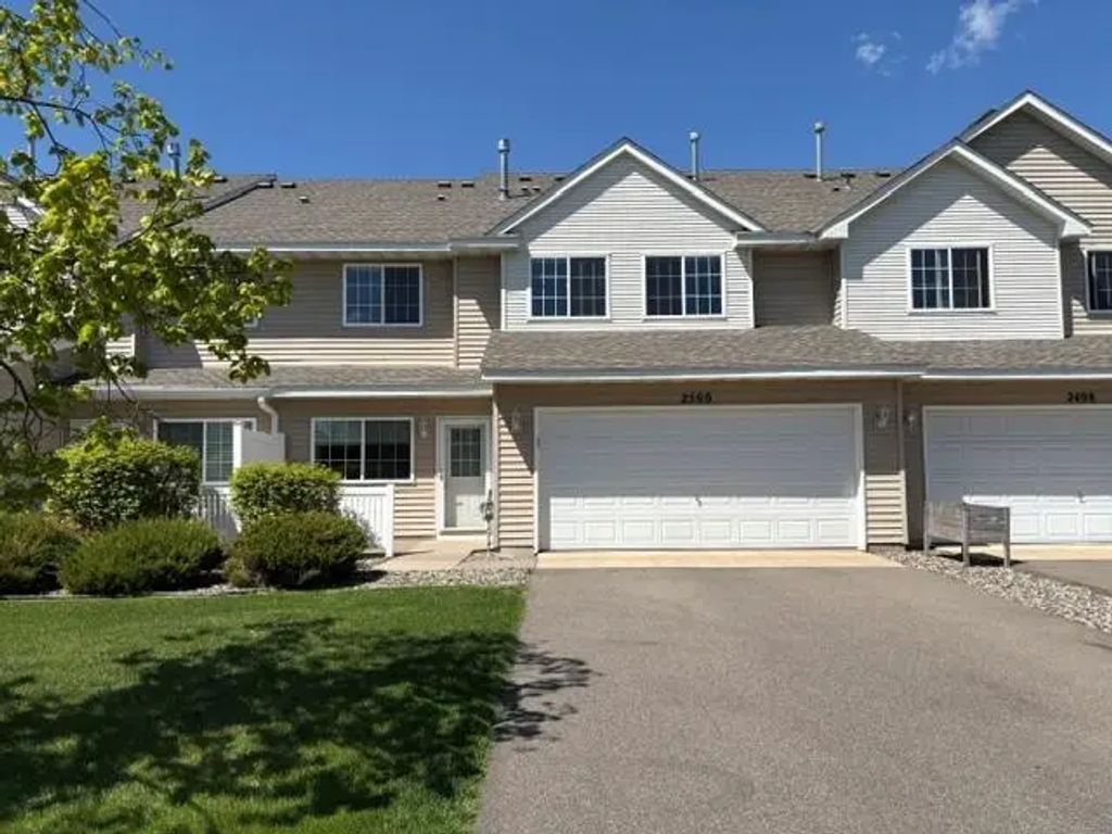 2500 Yellowstone Drive 86, Hastings