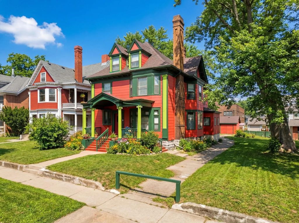 475 Dayton Avenue, Saint Paul