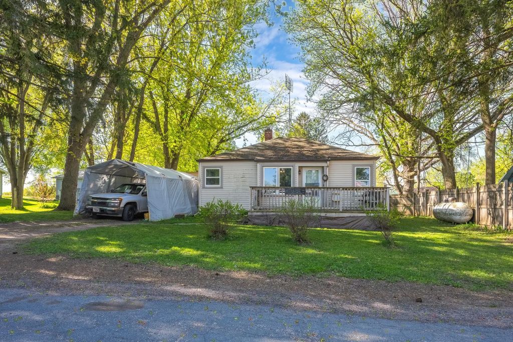 2703 157 Ave, Glenwood City