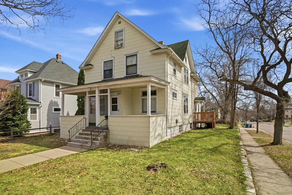572 Ottawa Avenue, Saint Paul