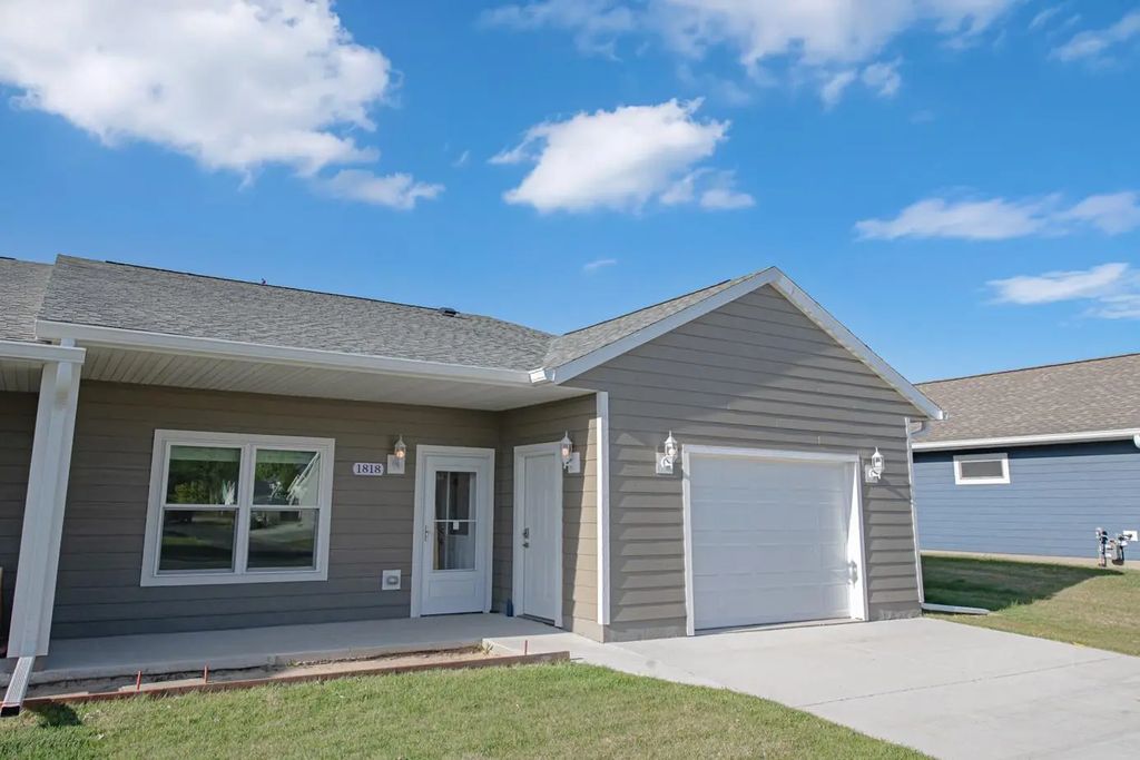 1818 Roberts Street, Saint Charles