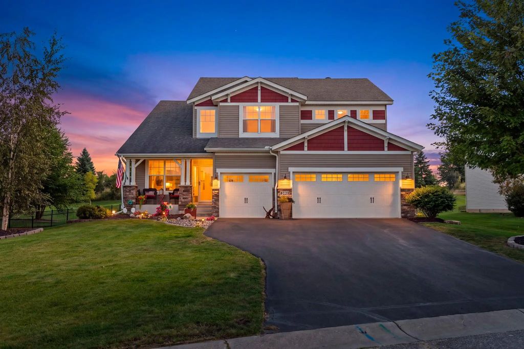 2442 Lacy Lane, Victoria