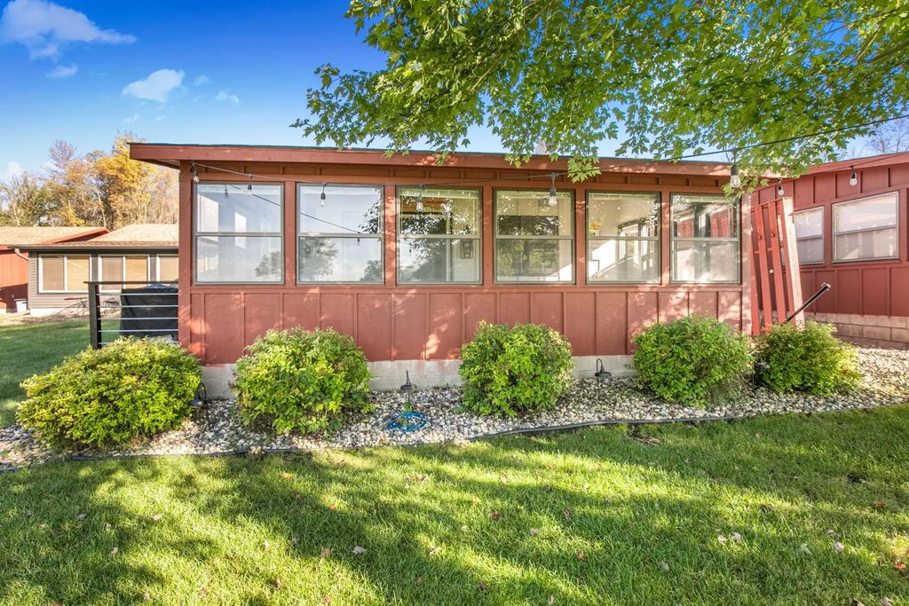3885 Wahtomin Trail Nw, Alexandria