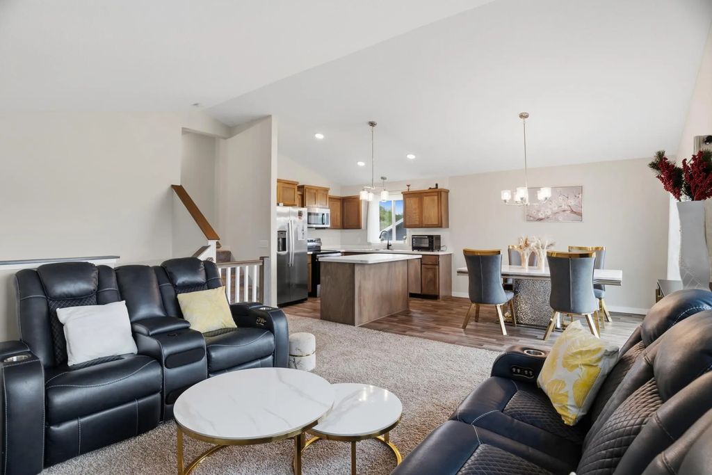 4634 9th Street Ne, St Cloud