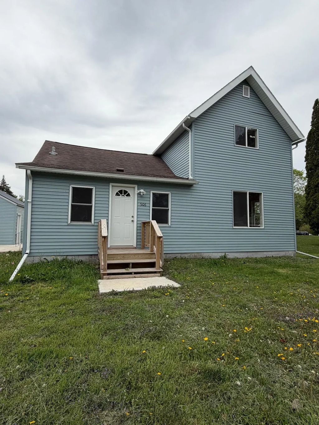 506 E Mondale Street, Elmore