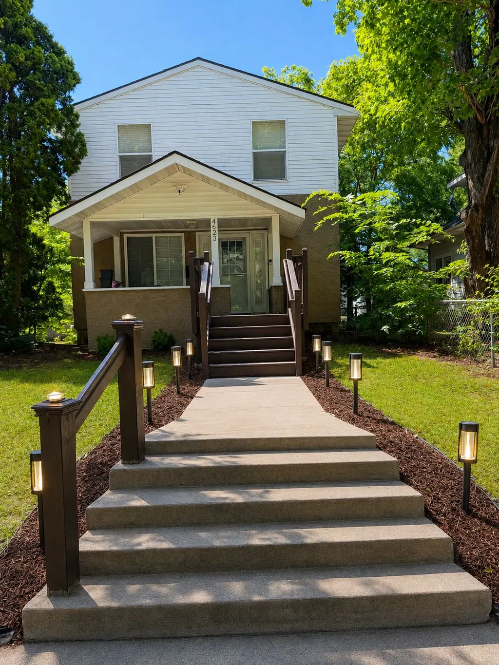 4623 Dupont Avenue N, Minneapolis