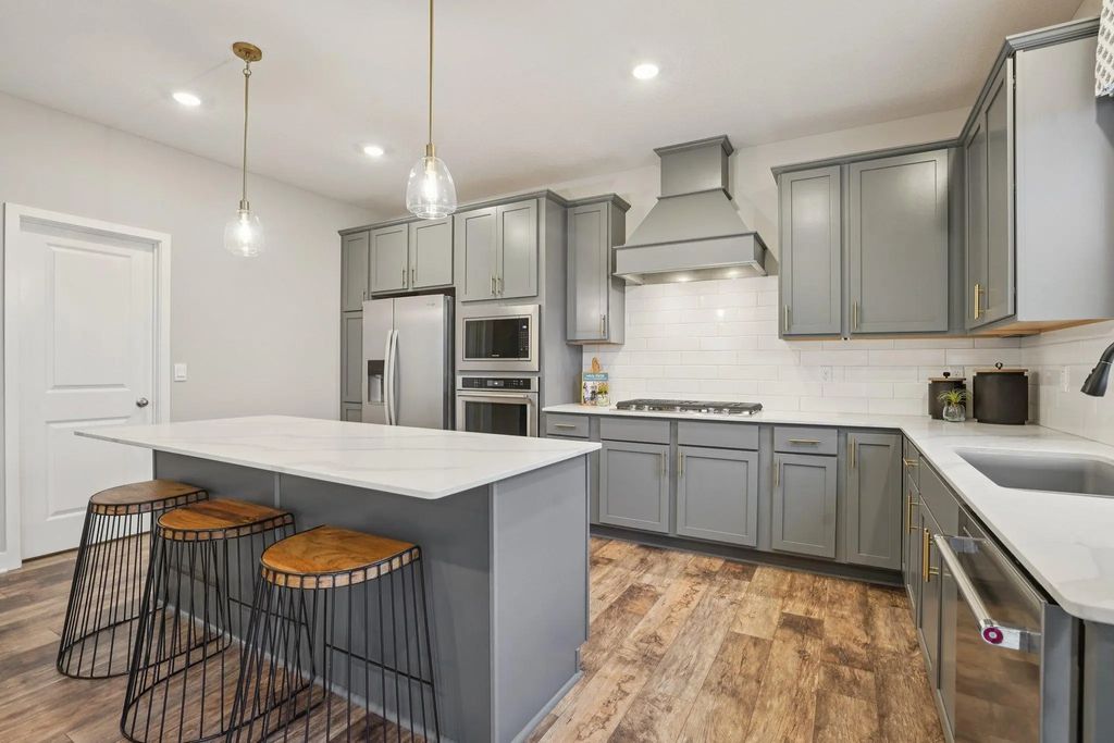 3729 Brookside Drive, Chaska