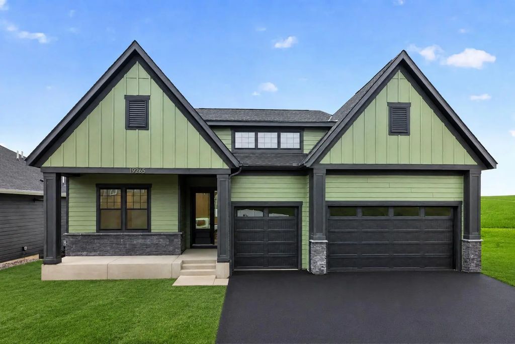 19265 Everglade Path, Farmington