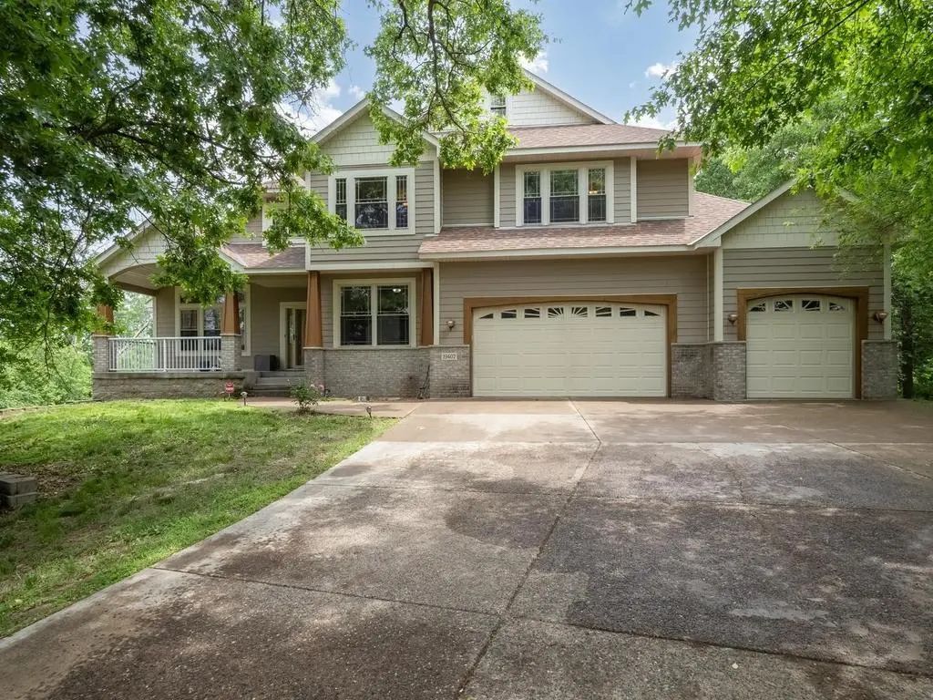 19407 Yukon Street Nw, Cedar