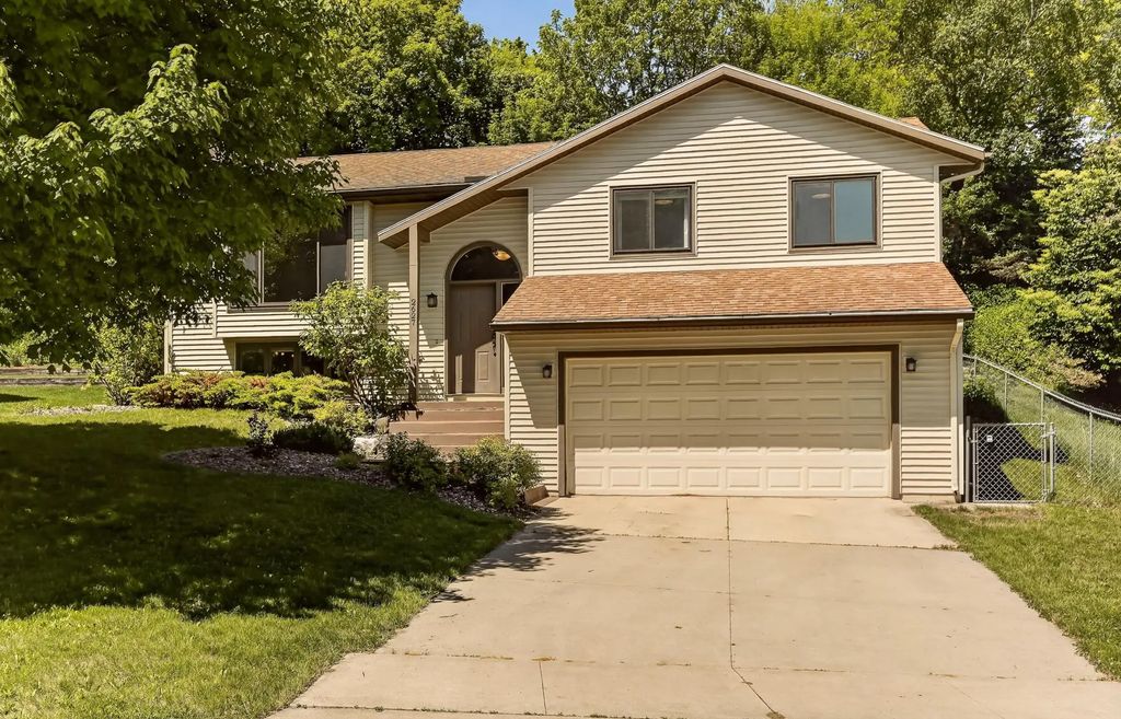 2627 Westridge Lane Nw, Rochester