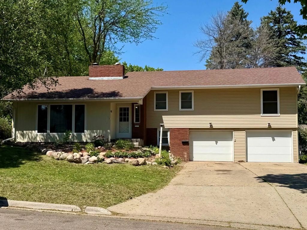 406 Olander Street, Worthington
