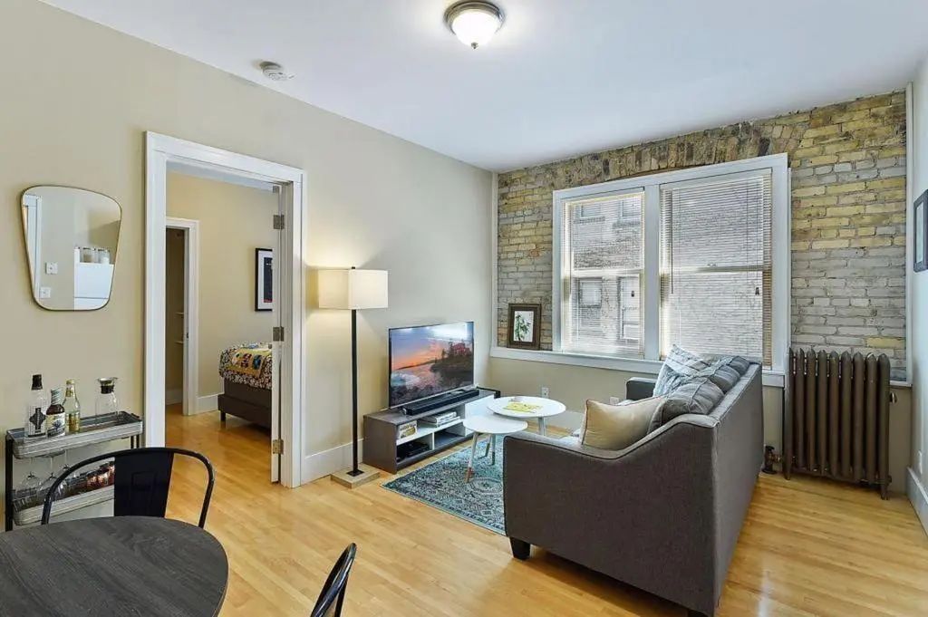 2218 Nicollet Avenue 23, Minneapolis