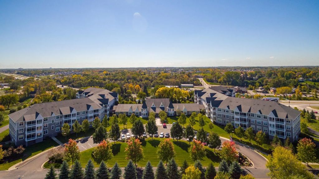 100 Clydesdale Trail 101, Medina