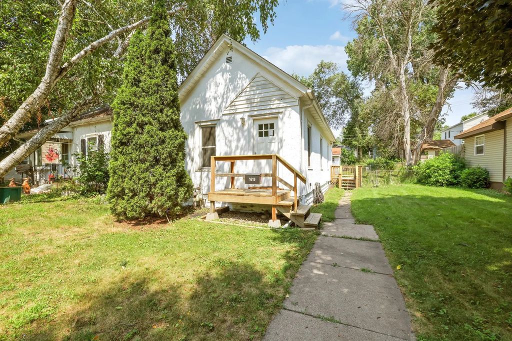 1619 Reaney Avenue, Saint Paul