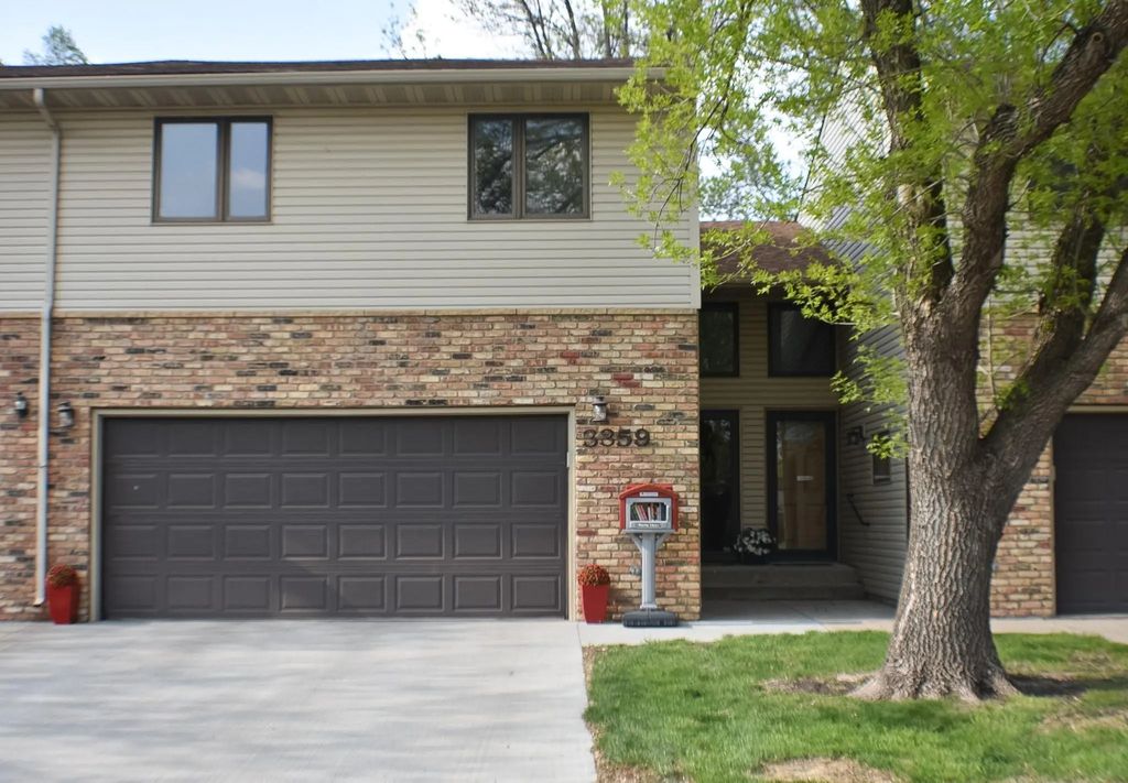 3359 16th Avenue S 5, Fargo