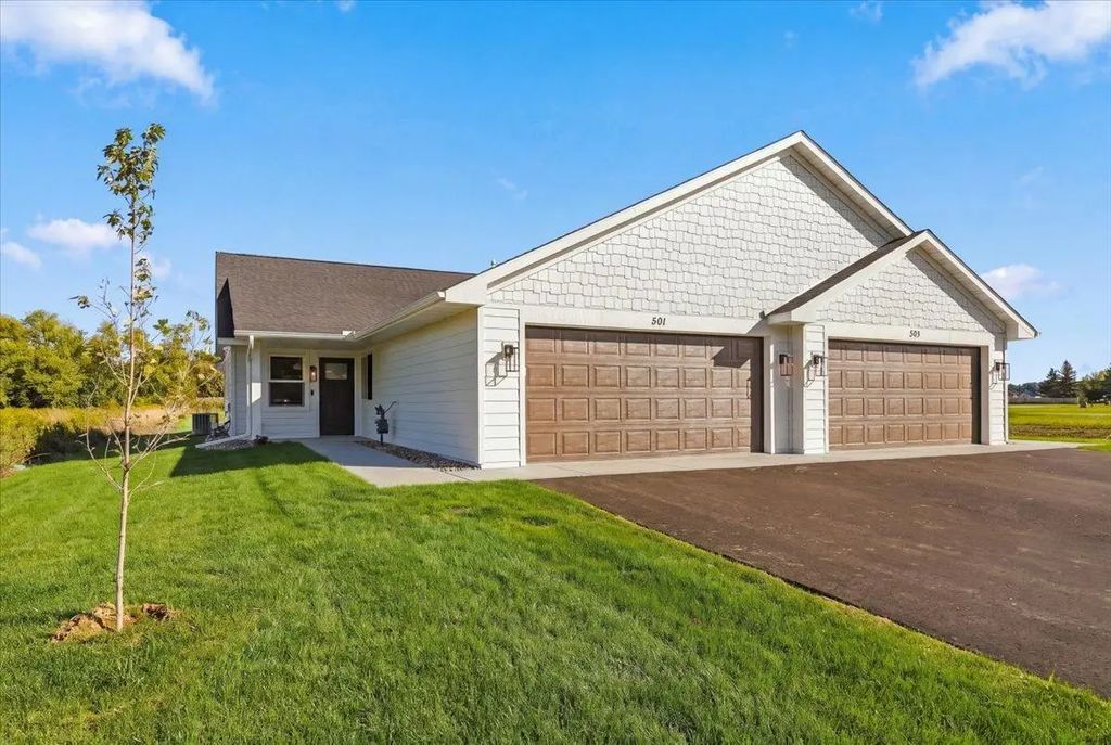 501 Sundance Street, Amery