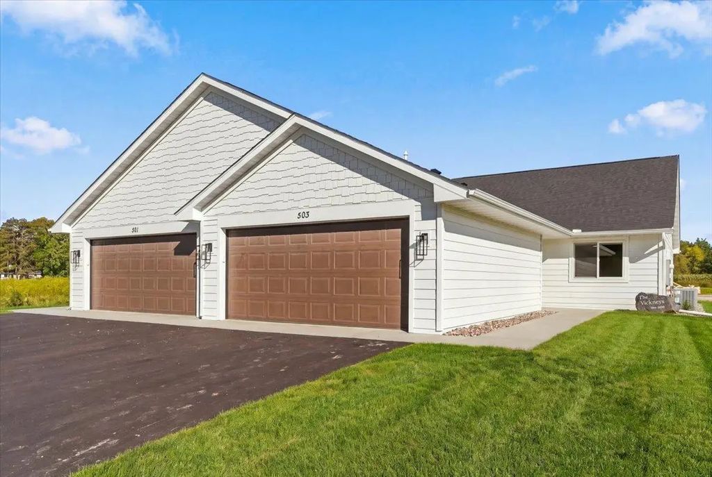 503 Sundance Street, Amery