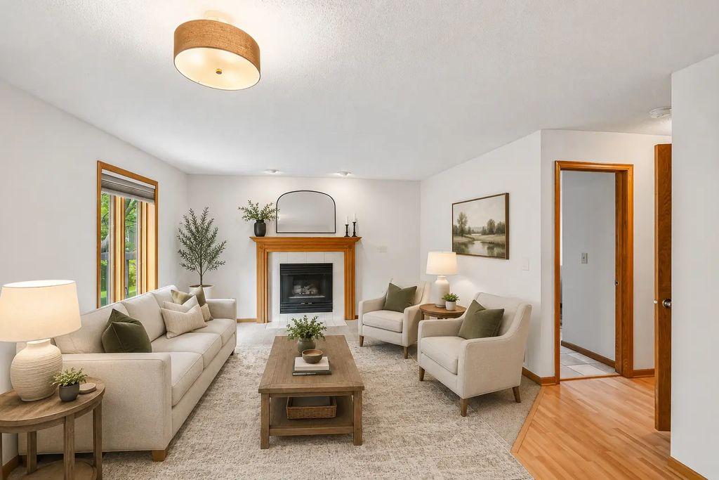 14835 39th Avenue N, Plymouth