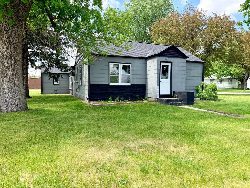1857 1st Avenue, Worthington