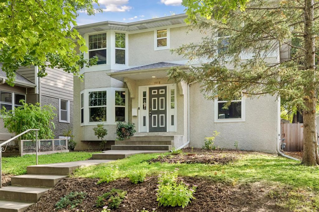 1918 Berkeley Avenue, Saint Paul