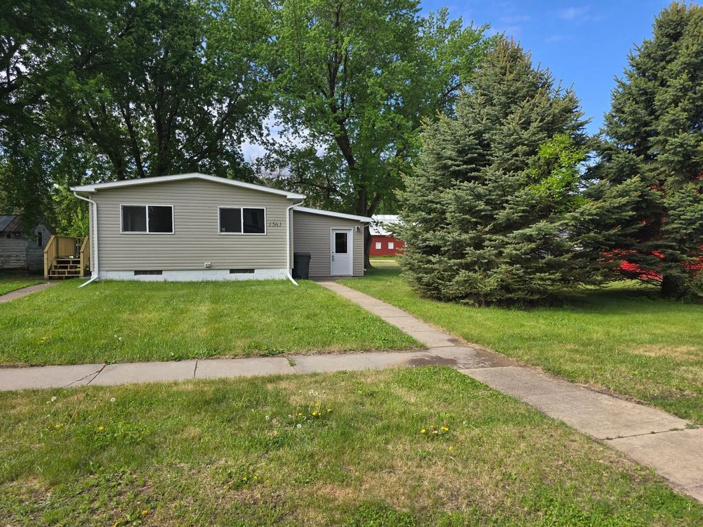 1561 Broadway Street, Bigelow