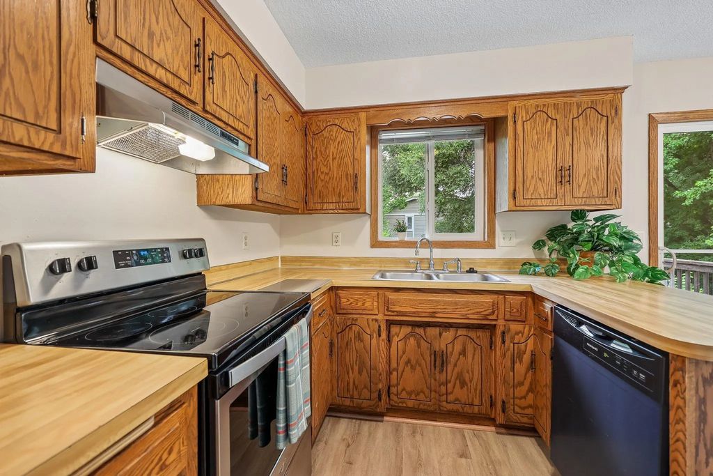 13008 Oliver Avenue S, Burnsville