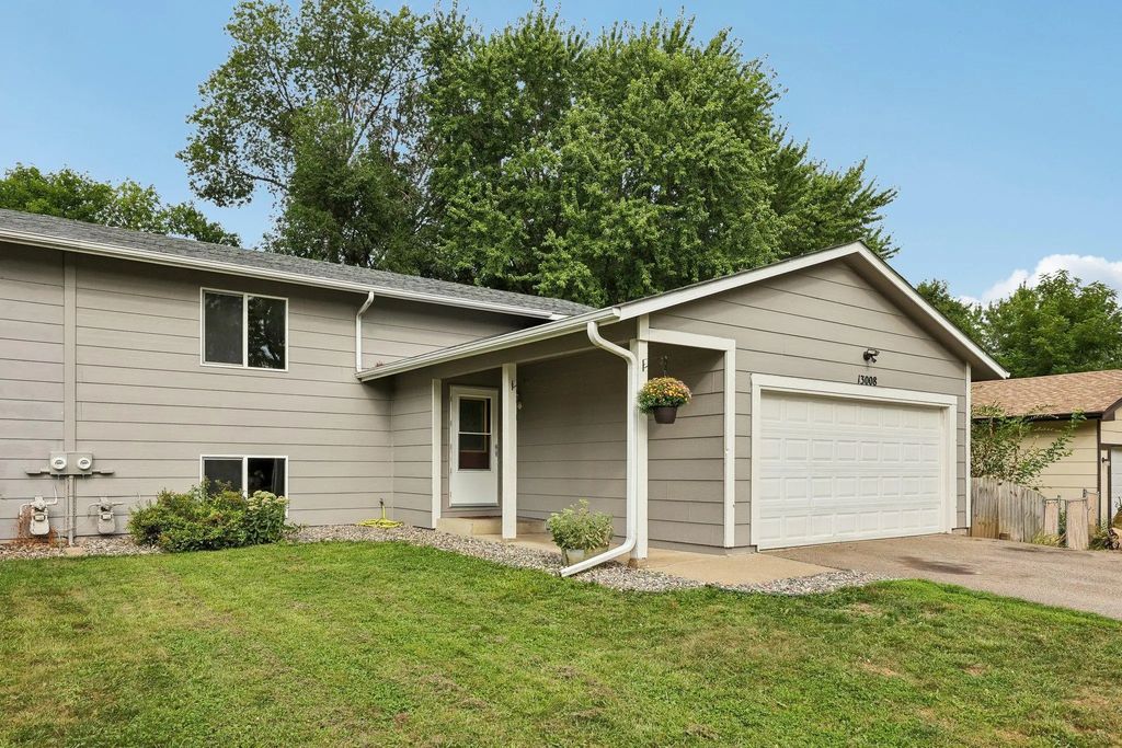 13008 Oliver Avenue S, Burnsville