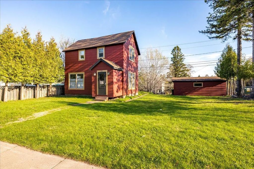 520 7th Avenue, Two Harbors