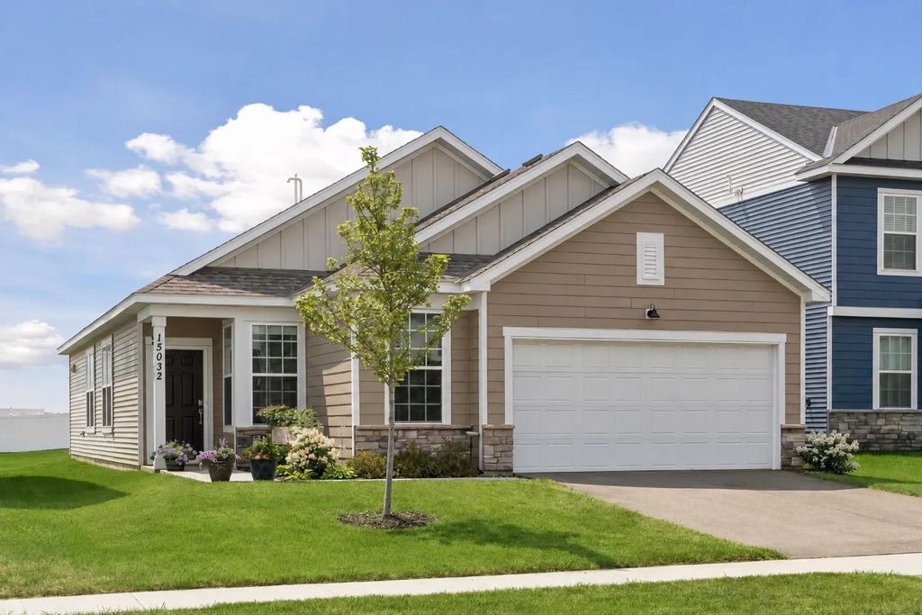 15032 Athgoe Drive, Rosemount