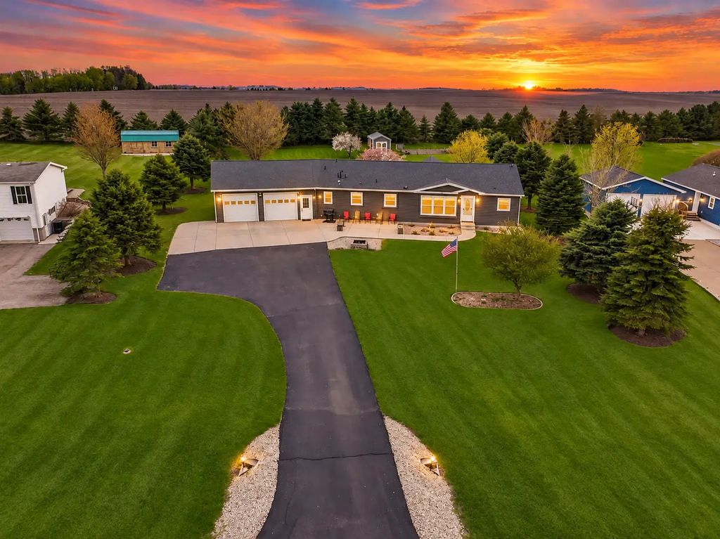 25 Lake Shetek Drive, Slayton