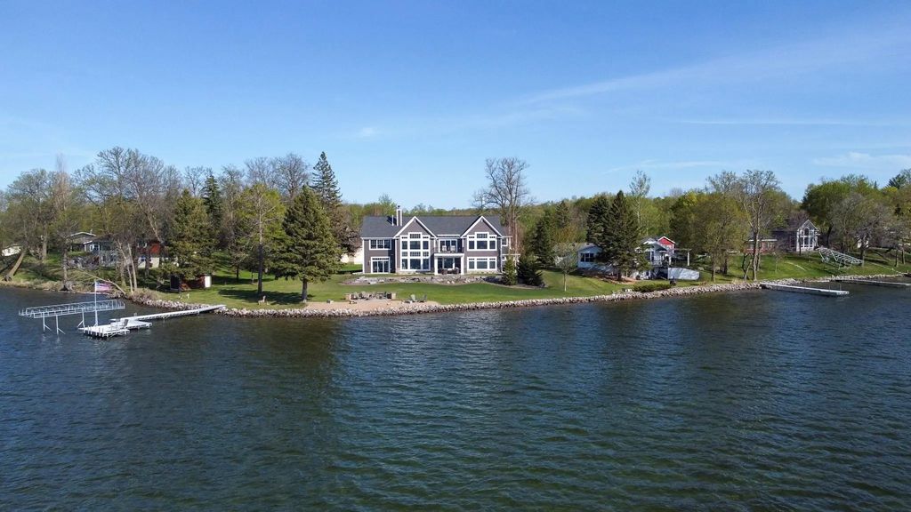 298 Shorewood Drive, Detroit Lakes