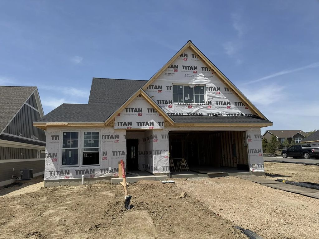 9144 Mills Drive, Chanhassen