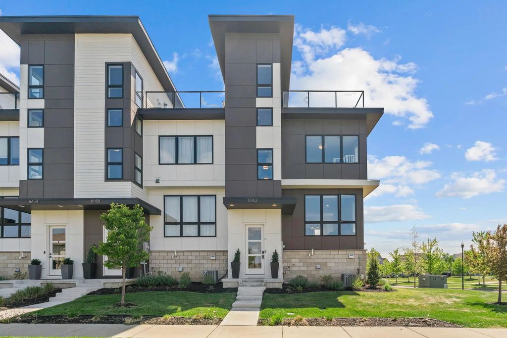 16162 Eagleview Drive, Lakeville