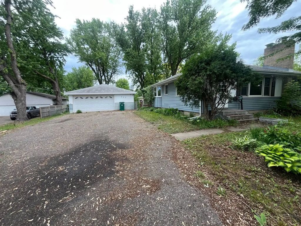 350 E 98th Street, Bloomington