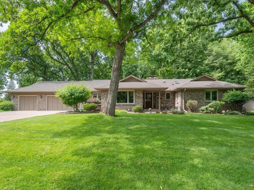 8127 Pennsylvania Circle, Bloomington