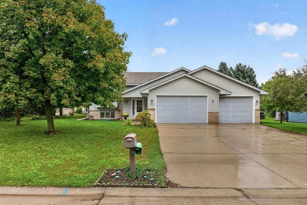 135 Obrien Parkway, Belle Plaine