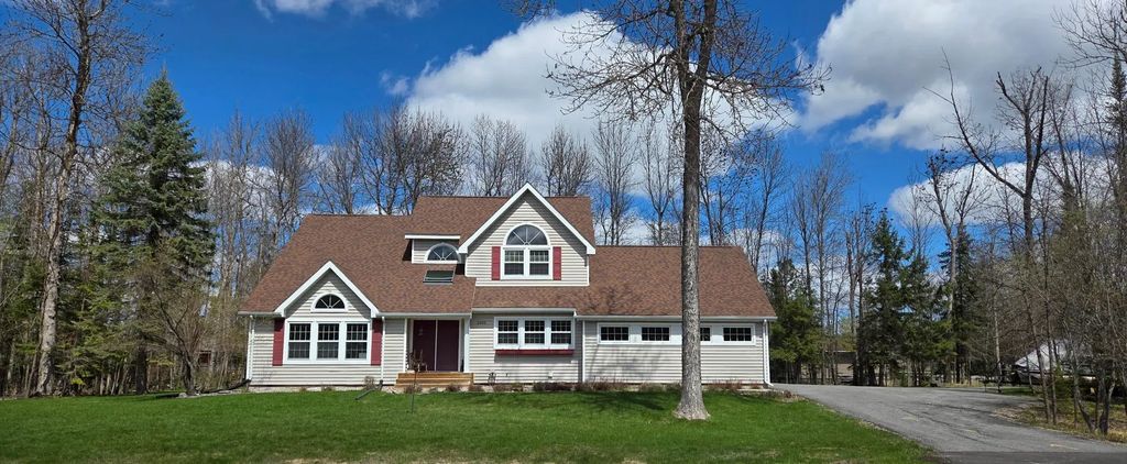 2200 Crabtree Boulevard, International Falls