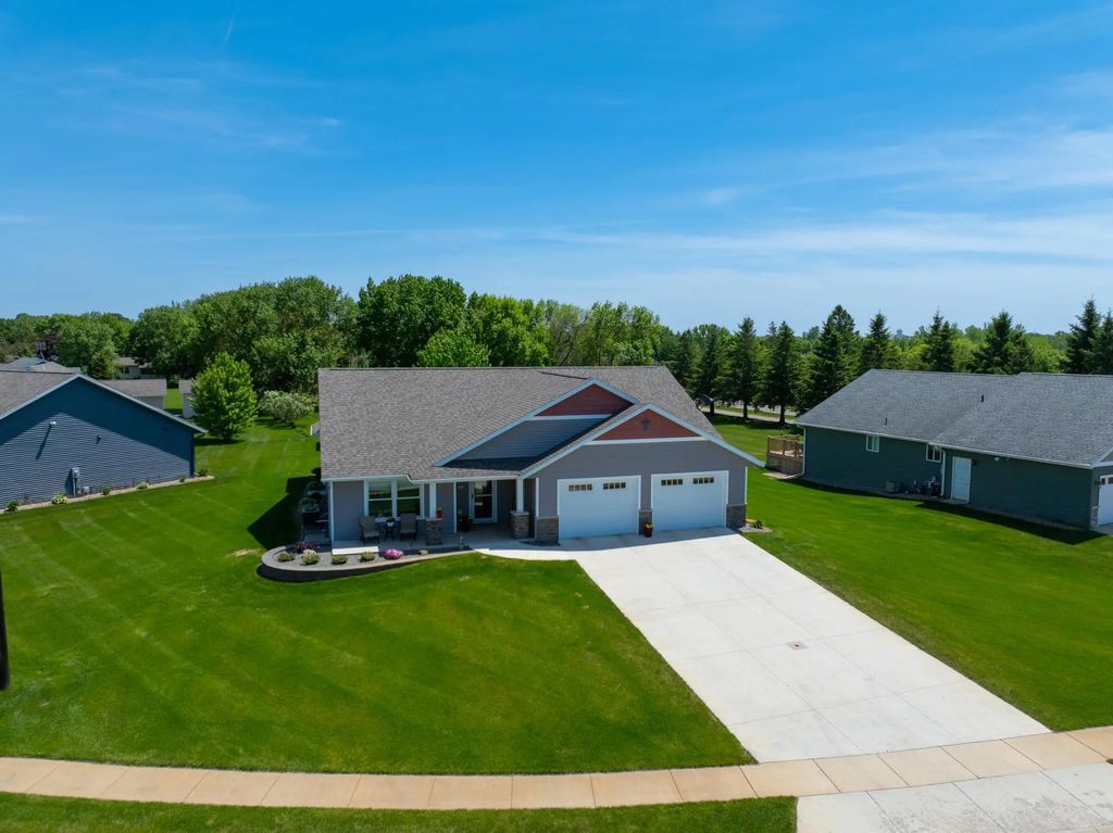 614 Dewberry Lane, Alexandria