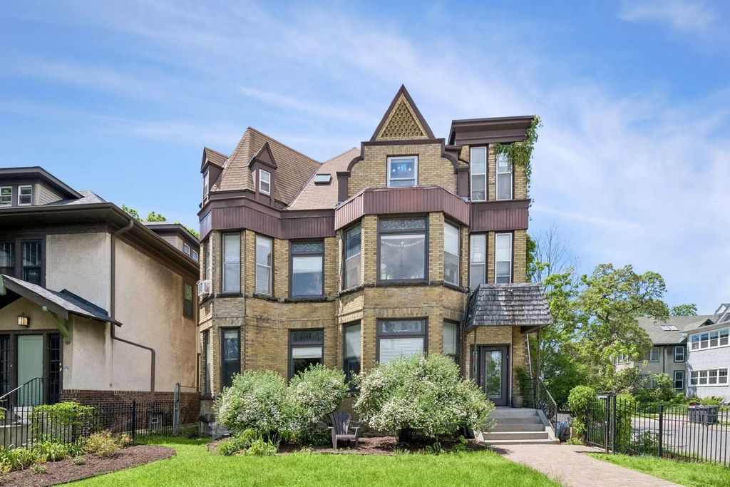 2700 Pillsbury Avenue S, Minneapolis