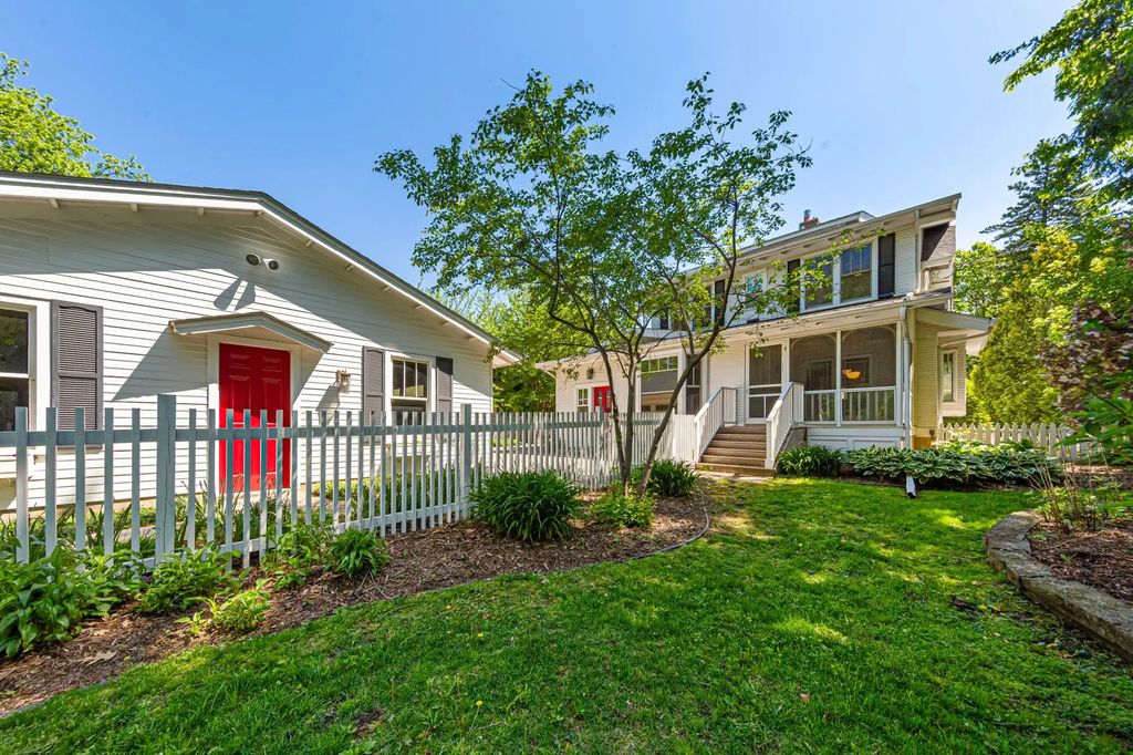 315 Manitou Street N, Northfield