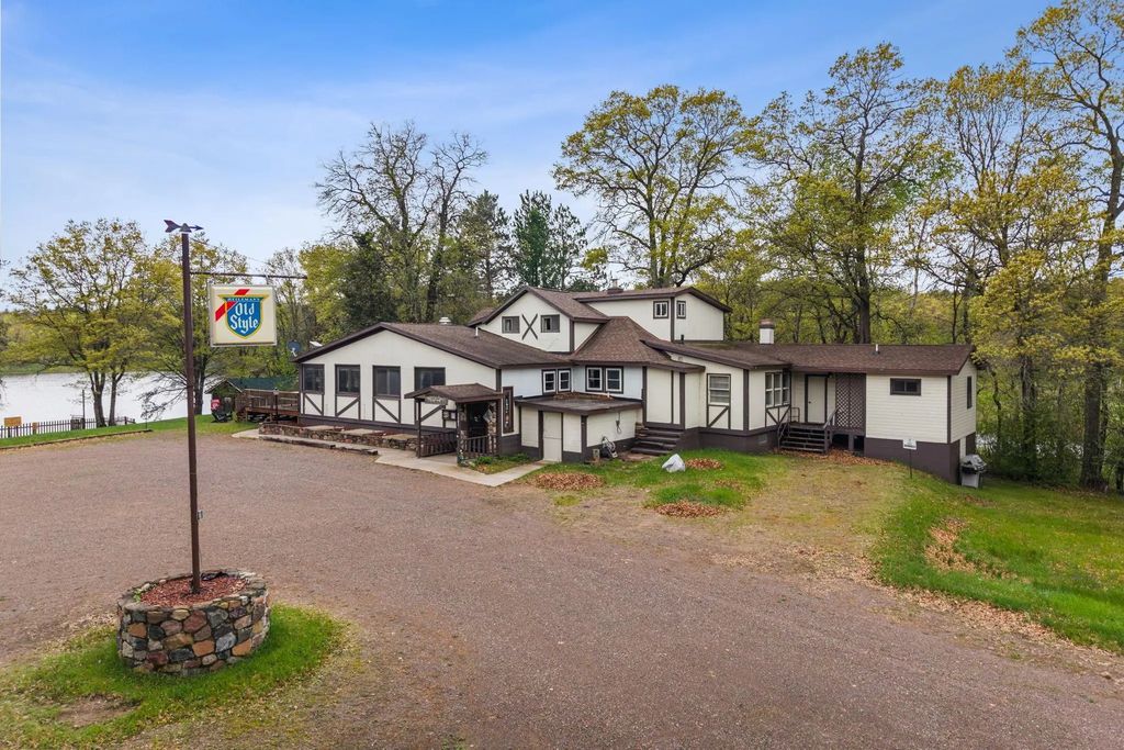 W7341 #7 Pair O Lakes Road, Spooner