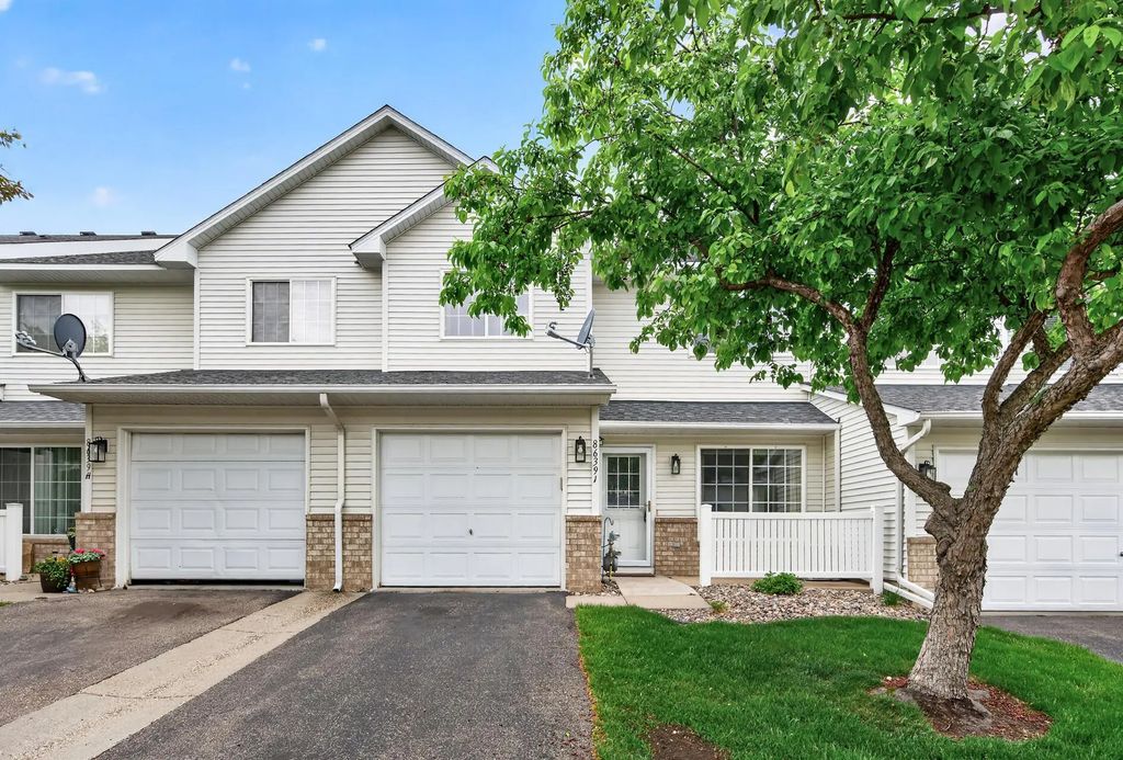 8639 Quarry Ridge Lane I, Woodbury