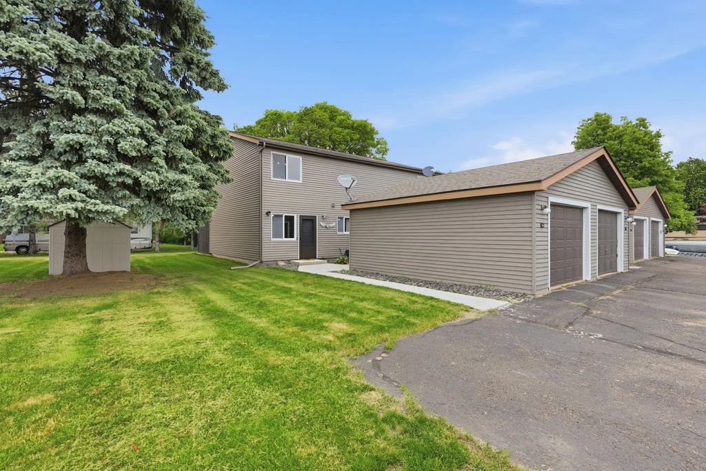 333 Odanah Avenue 4a, New Richmond