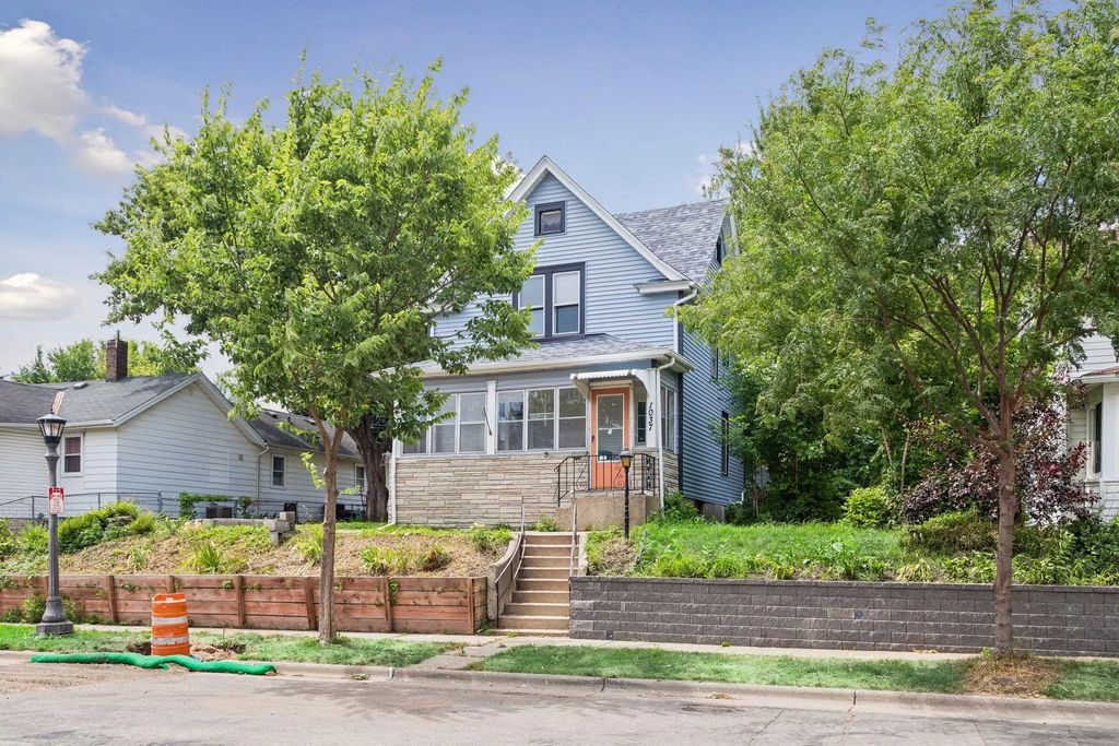 1037 Kent Street, Saint Paul