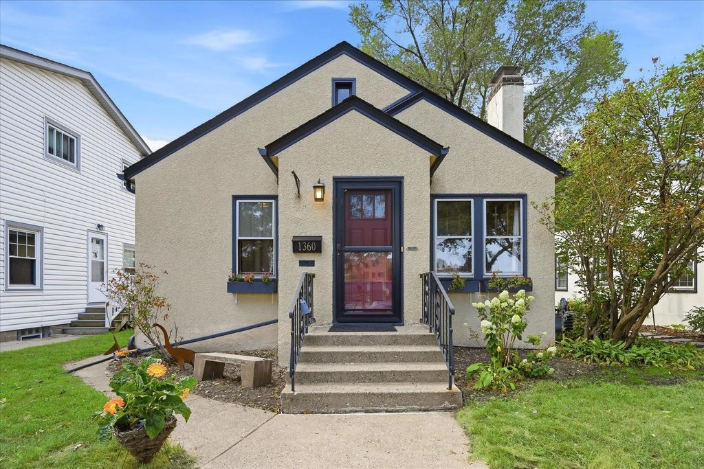 1360 Hartford Avenue, St Paul